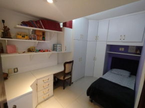 Excelente Apartamento Mobiliado a partir de Abril